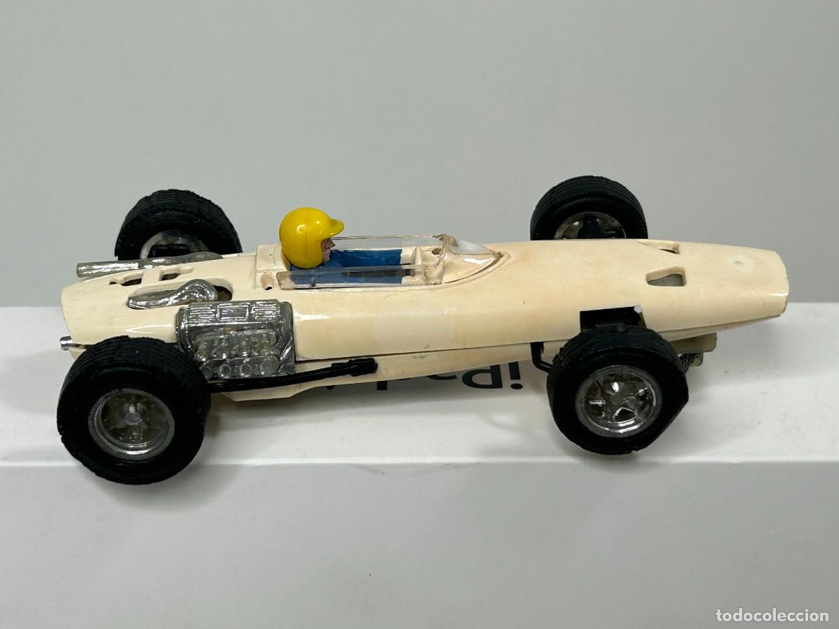 Scalextric: SCALEXTRIC COCHE BRM BLANCO EX&Iacute;N