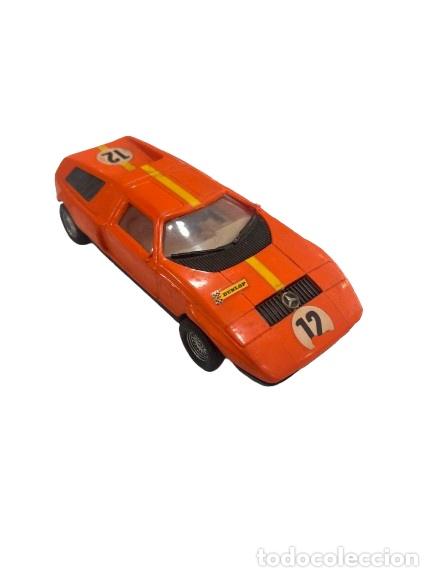Scalextric: Autom&oacute;vil Scalextric Retro de Juguete