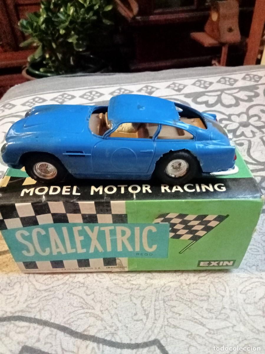 Scalextric: ASTON MARTIN DB4 GT C68 EXIN TRIANG AZUL BLUE