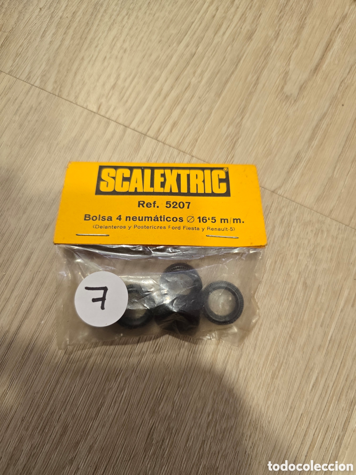 Scalextric: 5207 4 NEUMATICOS RENAULT 5/FORD FIESTA EXIN SCALEXTRIC