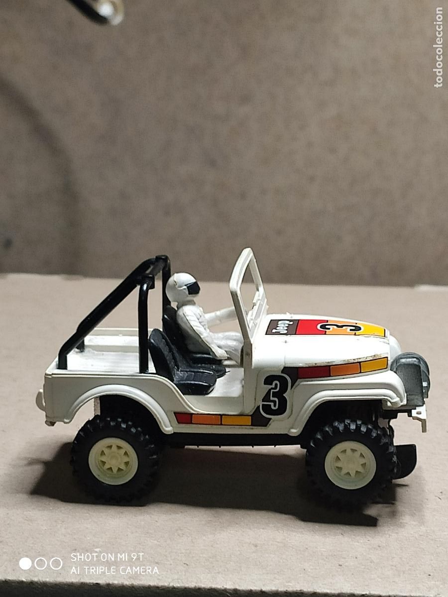 Scalextric: SCALEXTRIC JEEP 4X4 BLANCO - Foto 3