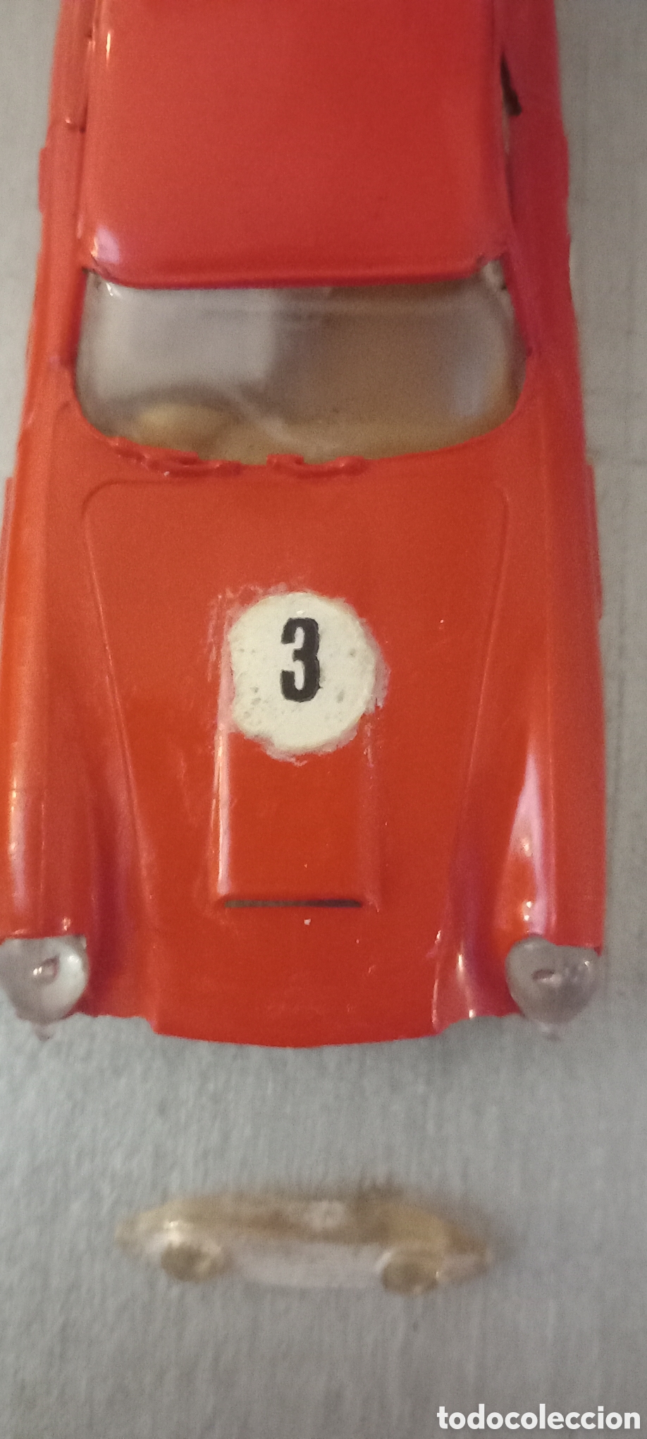 Scalextric: Aston martin rojo para restaurar o despiece.