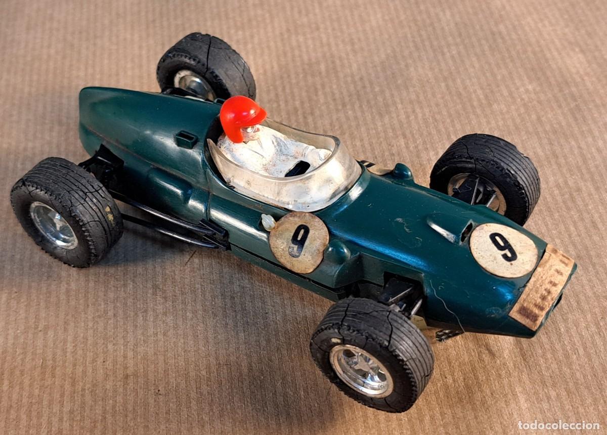 Scalextric: Scalextric Trian, Model motor racing