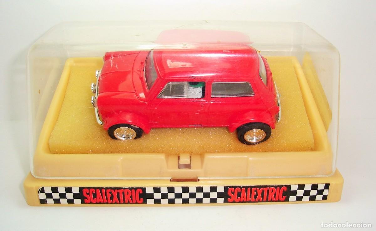 Scalextric: MINI COOPER AUSTIN MORRIS SCALEXTRIC MADE IN FRANCE