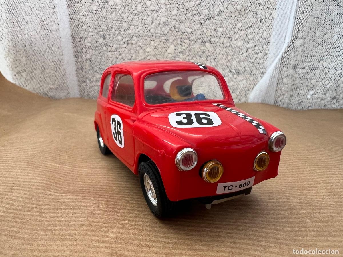 Scalextric: SEAT 600 SCALEXTRIC EXIN - Foto 1