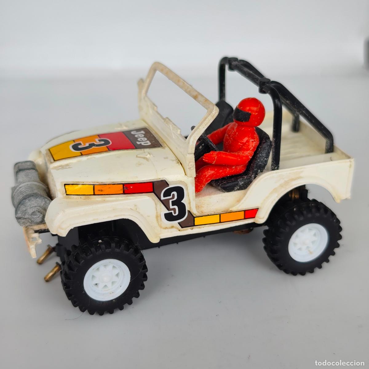 Scalextric: SCALEXTRIC STS 4X4 JEEP BLANCO CIRCUITO 2010