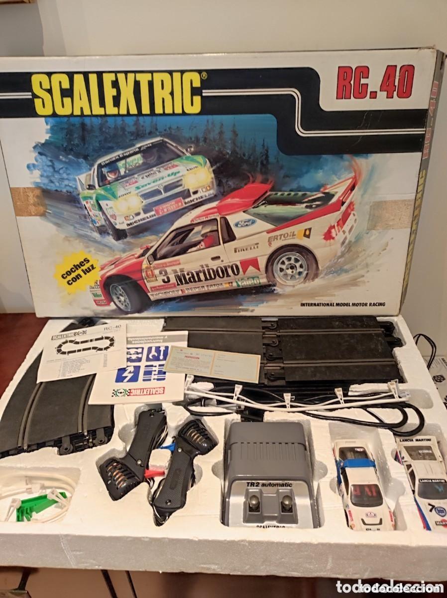 Scalextric: Antiguo circuito pista de Scalextric RC-40 incluye 2 coches FORD RS 200 y LANCIA RALLY 037