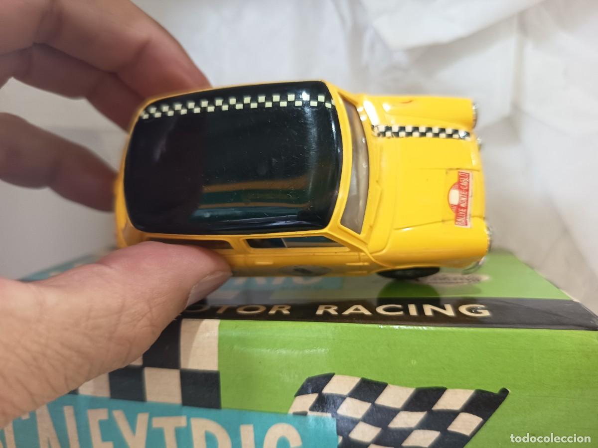 Scalextric: EXIN MINI COOPER AMARILLO SCALEXTRIC - Foto 3