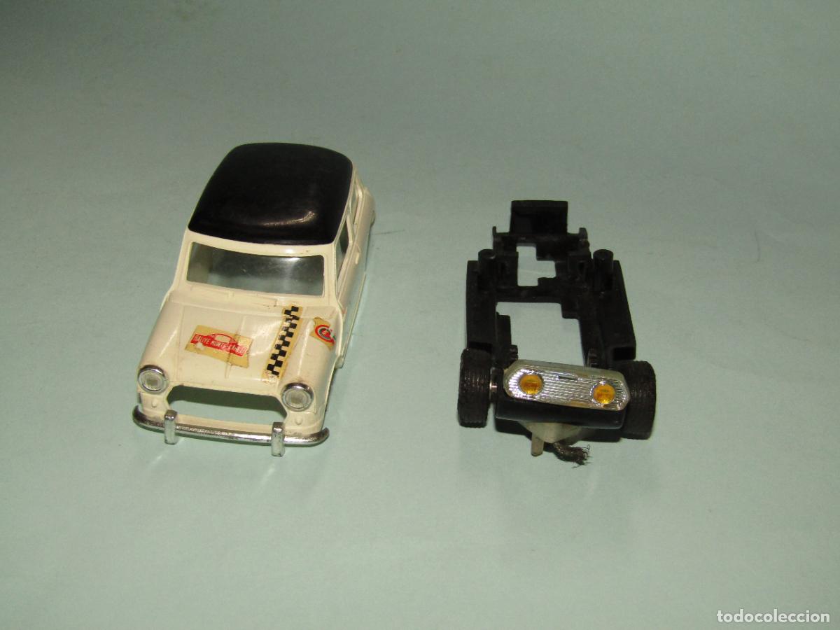Scalextric: Antiguo Chasis y Carrocer&iacute;a del MINI COOPER Ref. C-45 de SCALEXTRIC EXIN - Foto 3