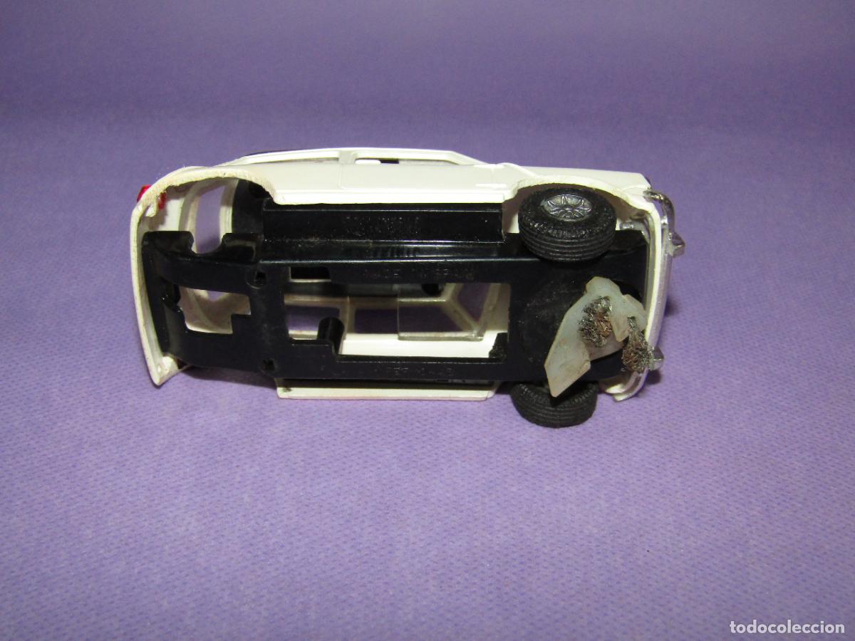 Scalextric: Antiguo Chasis y Carrocer&iacute;a del MINI COOPER Ref. C-45 de SCALEXTRIC EXIN - Foto 6