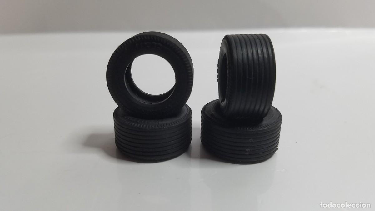 Scalextric: SLOT SCALEXTRIC EXIN 4X NEUM&Aacute;TICOS RUEDAS O GOMAS 22X11 mm PERFIL GRUESO RAYADAS (SIGMA TRASERAS)