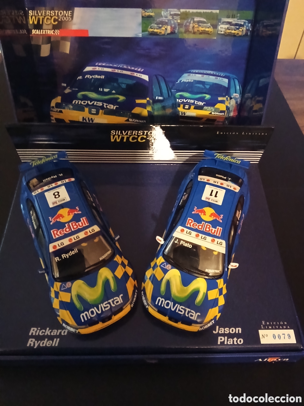 Scalextric: Set de dos coches slot de scalextric SEAT Movistar doblete hist&oacute;rico Silverstone