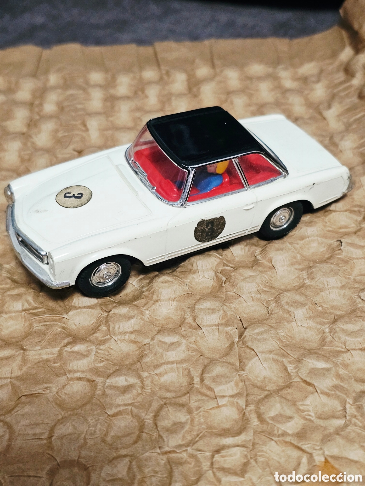 Scalextric: Mercedes 250 SL C-32 Scalextric