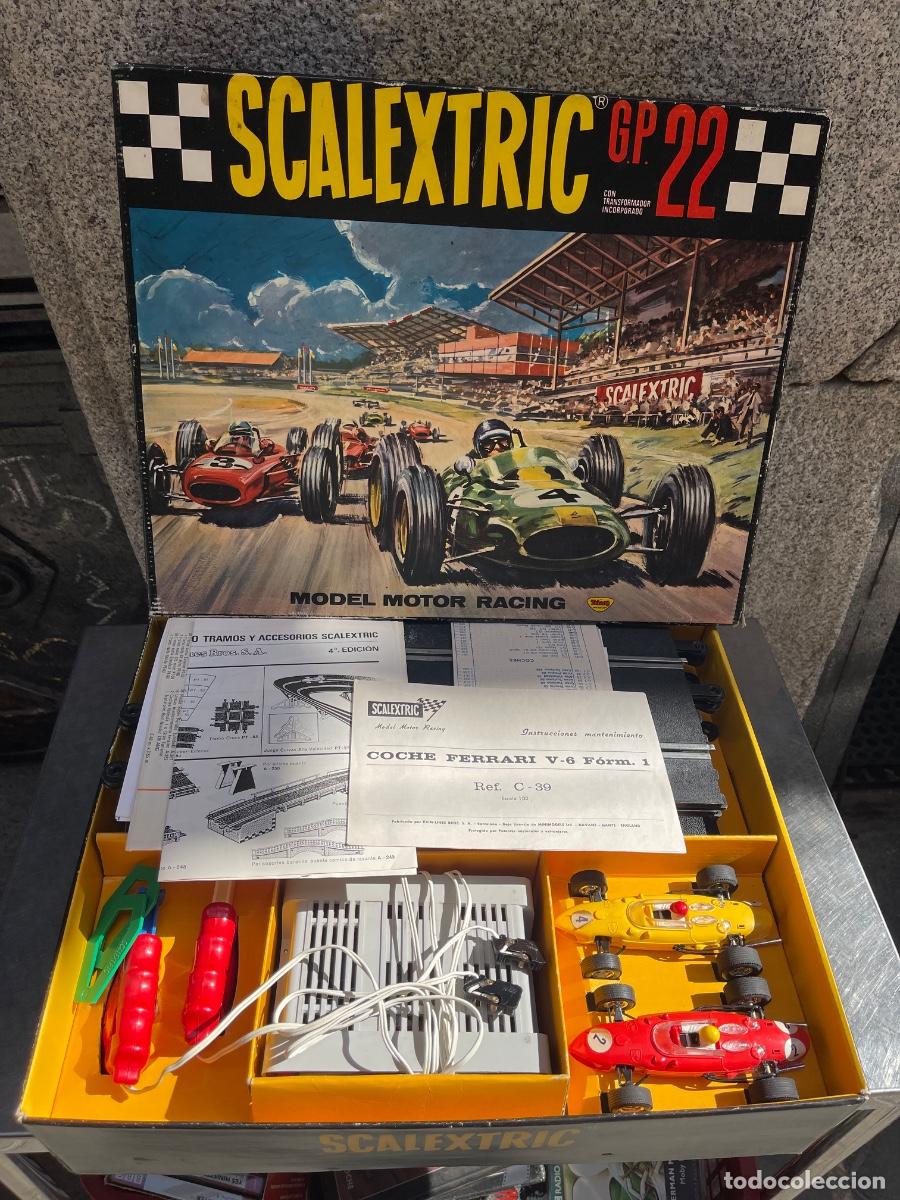 Scalextric: Caja GP 22 Triang Scalextric Exin dos Ferrari 156 amarillo rojo completo de todo y papeles a&ntilde;os 60