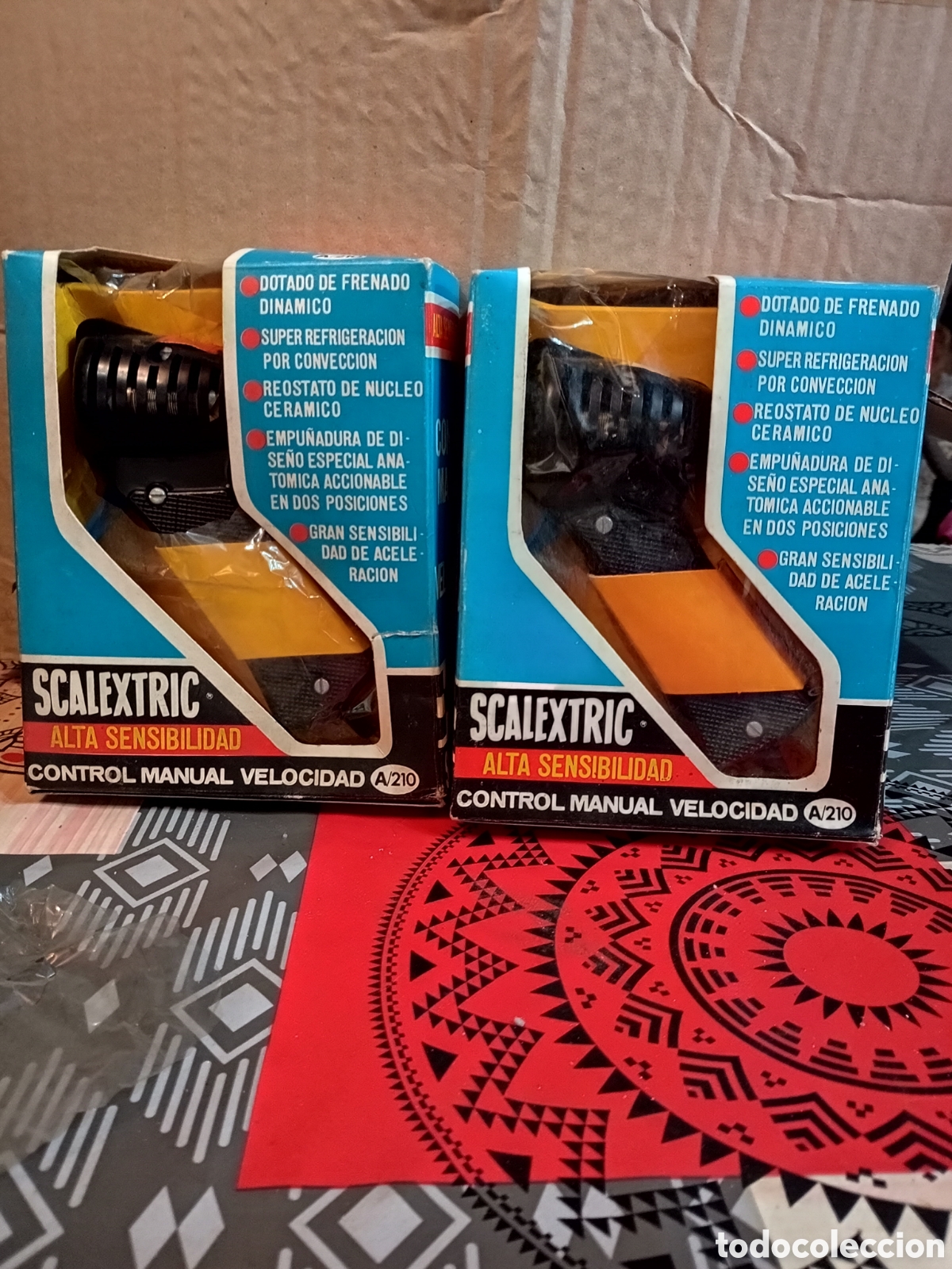 Scalextric: 2 mandos Scalextric A/210