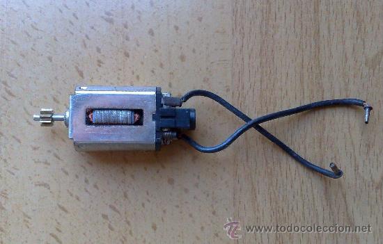 Scalextric: MOTOR SCALEXTRIC CON CABLES FUNCIONANDO - Foto 1
