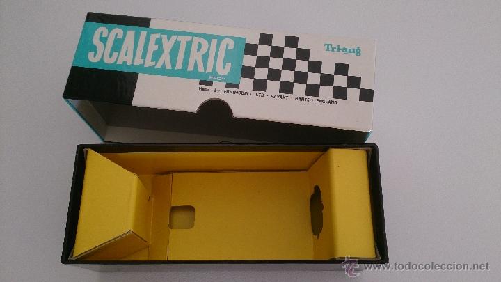 Scalextric: CAJA ALFA ROMEO SCALEXTRIC MODERNA - Foto 2