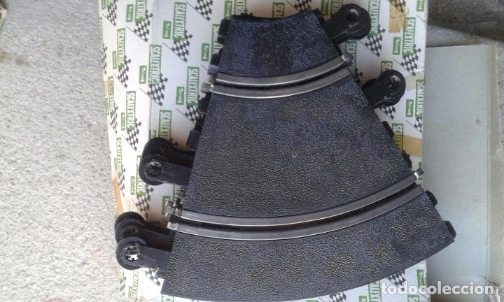 Scalextric: CIRCUITO SCALEXTRIC TRI-ANG DE 82 PIEZAS - Foto 8