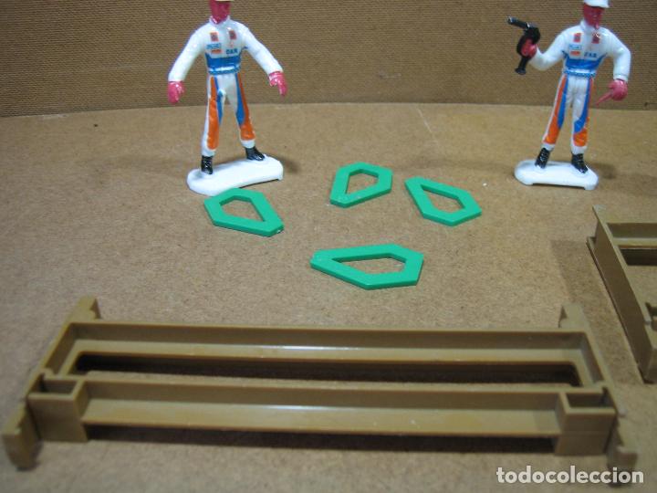 Scalextric: Lote de mecanicos de Scalextric - Foto 5