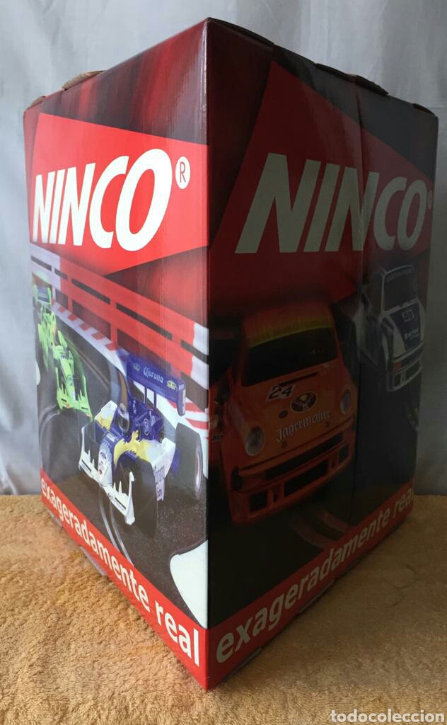 Scalextric: Cartel publicitario de NINCO para colgar en forma de prisma triangular - Foto 6
