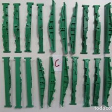 Scalextric: VINTAGE LOTE 20 CUÑAS PERALTES VERDES SCALEXTRIC EXIN TRIANG 1:32 (B). Lote 225556130