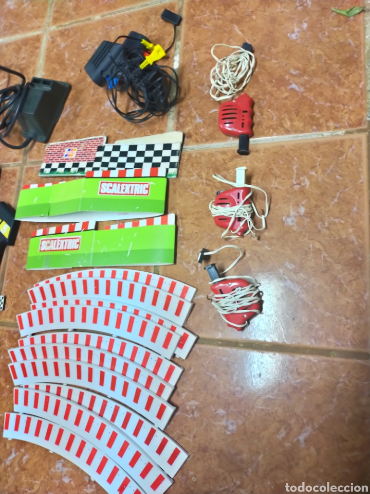 Scalextric: Lote accesorios piezas sueltas de Scalextric - Foto 4