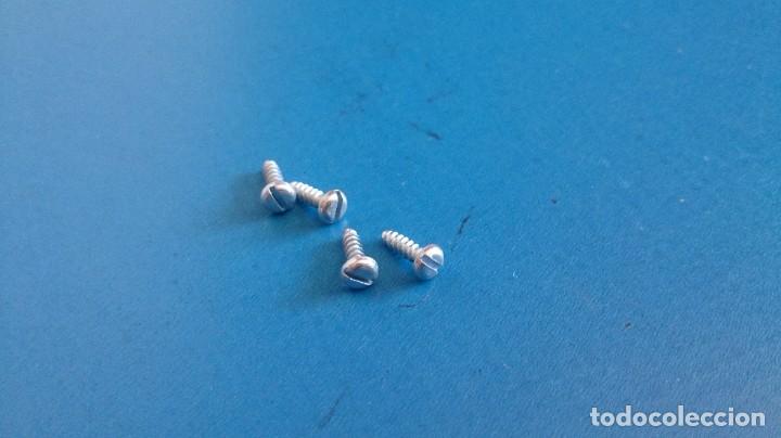 Scalextric: LOTE TORNILLOS SCALEXTRIC CORTOS - Foto 1