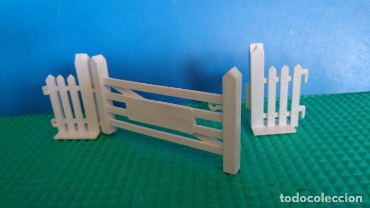 Scalextric: PUERTA VALLA SCALEXTRIC TRI-ANG A/226 UK - Foto 3