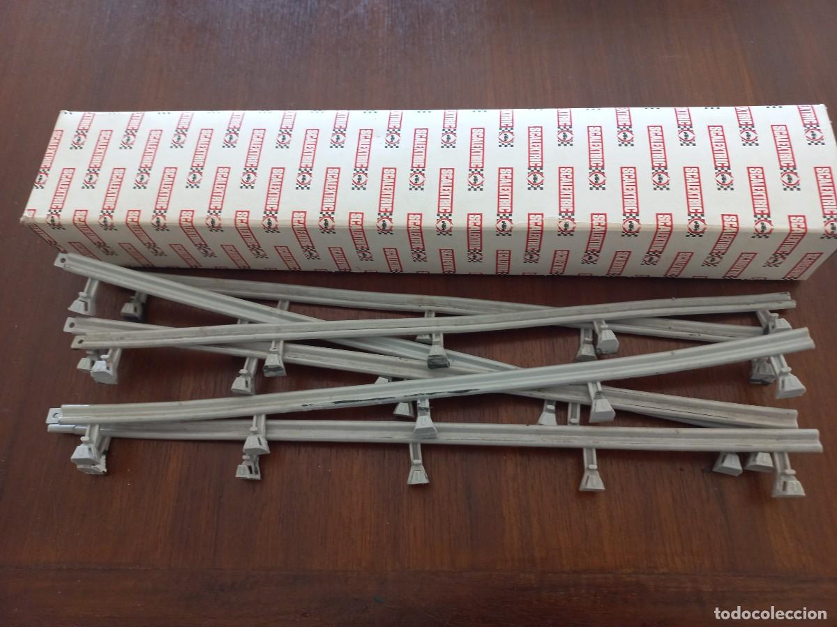 Scalextric: 6 vallas con caja scalextric. Ref. 4117 - Foto 1