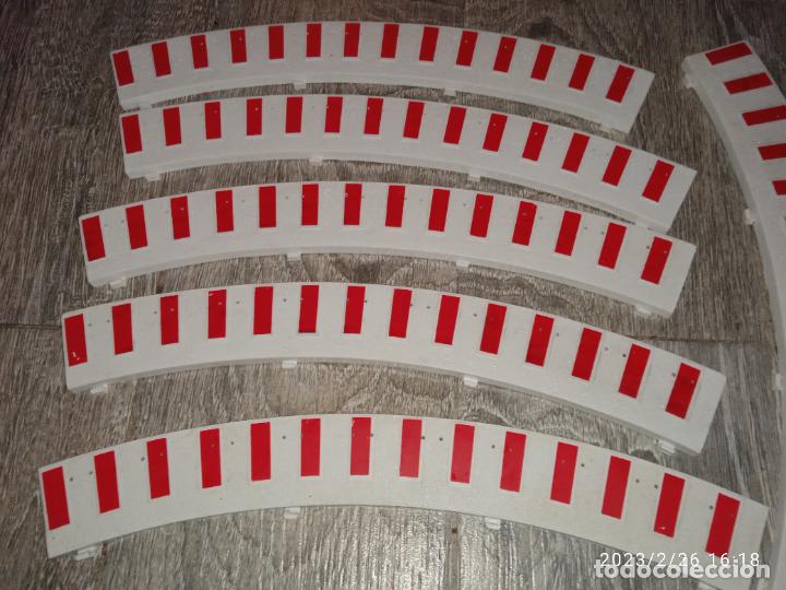 Scalextric: Lote de m&aacute;rgenes de curvas de Scalextric - Foto 2