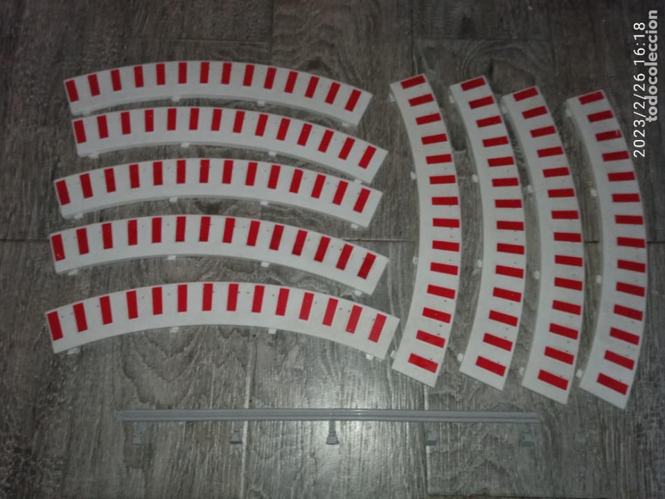 Scalextric: Lote de m&aacute;rgenes de curvas de Scalextric - Foto 1