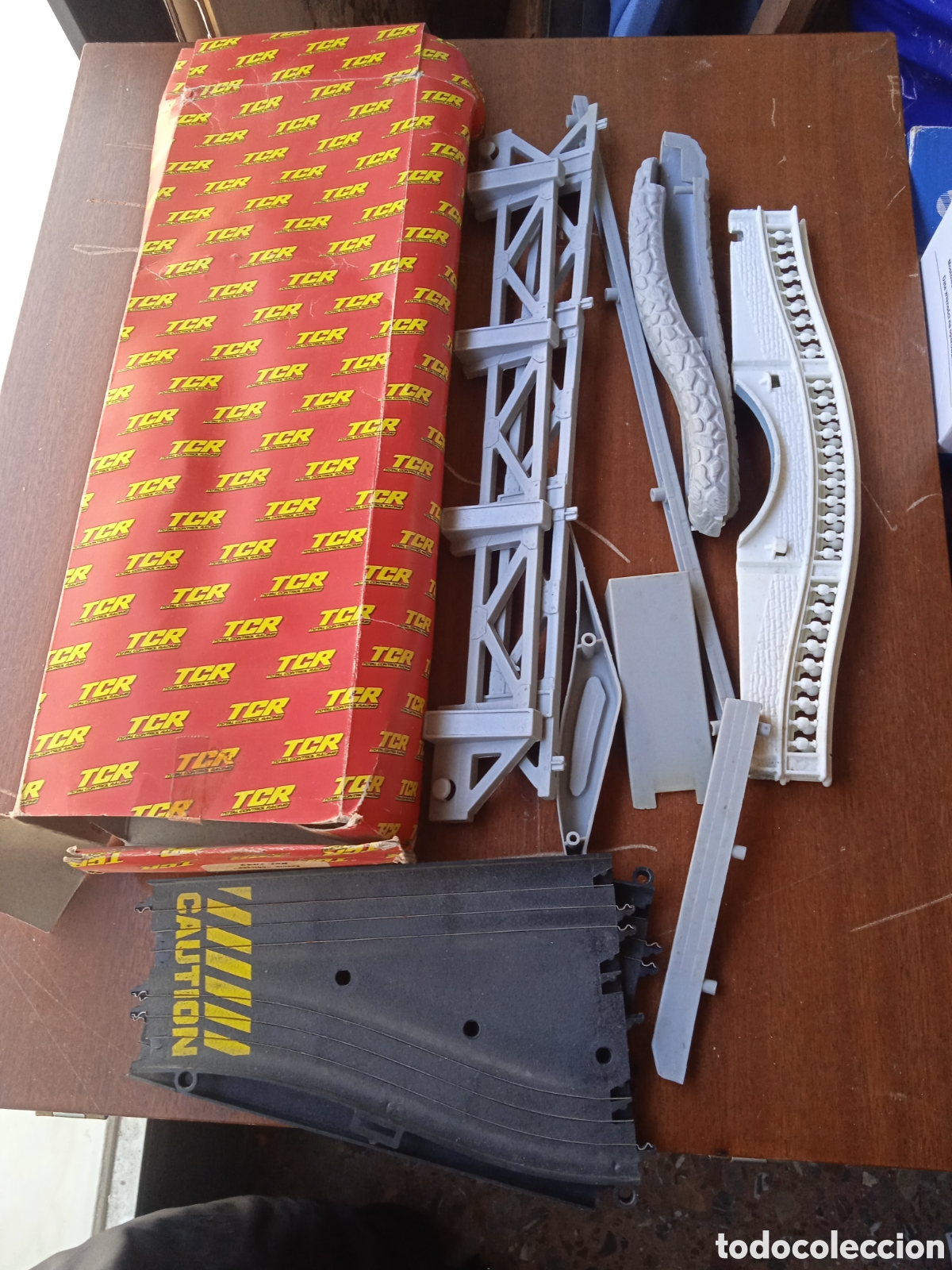 Scalextric: Puente y baliza de pista - Foto 1
