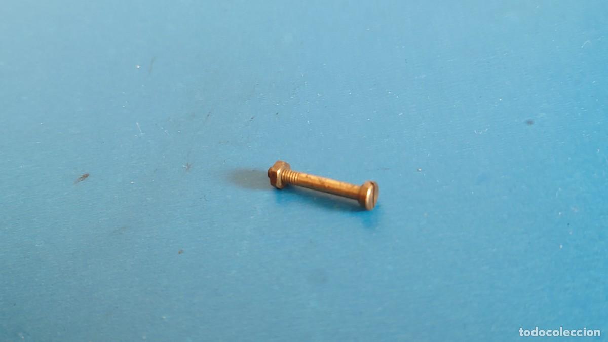 Scalextric: TORNILLO MOTOR FORMULA JUNIOR SCALEXTRIC - Foto 1