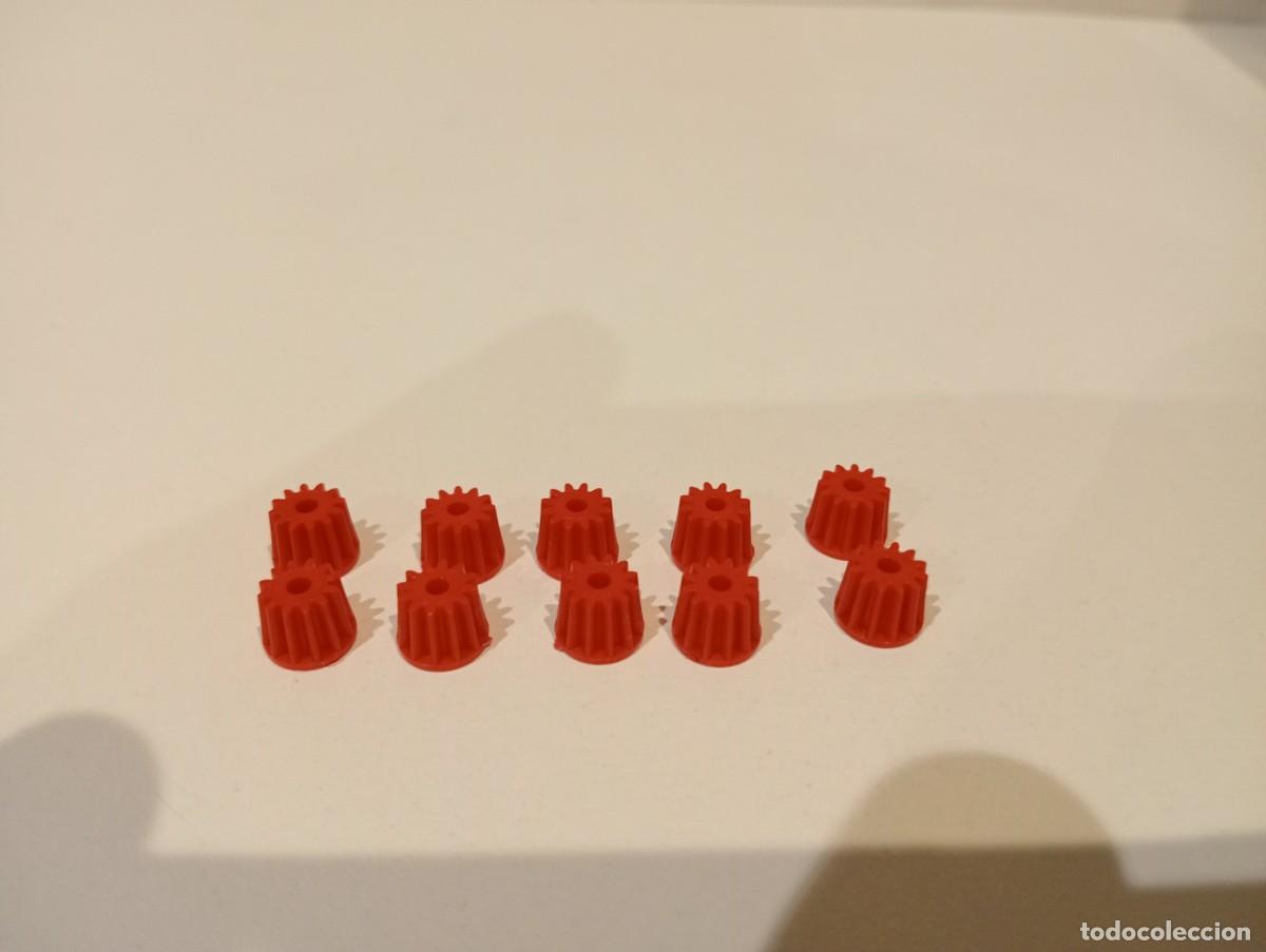 Scalextric: NINCO. Pi&ntilde;ones para motores en angulo - Foto 1