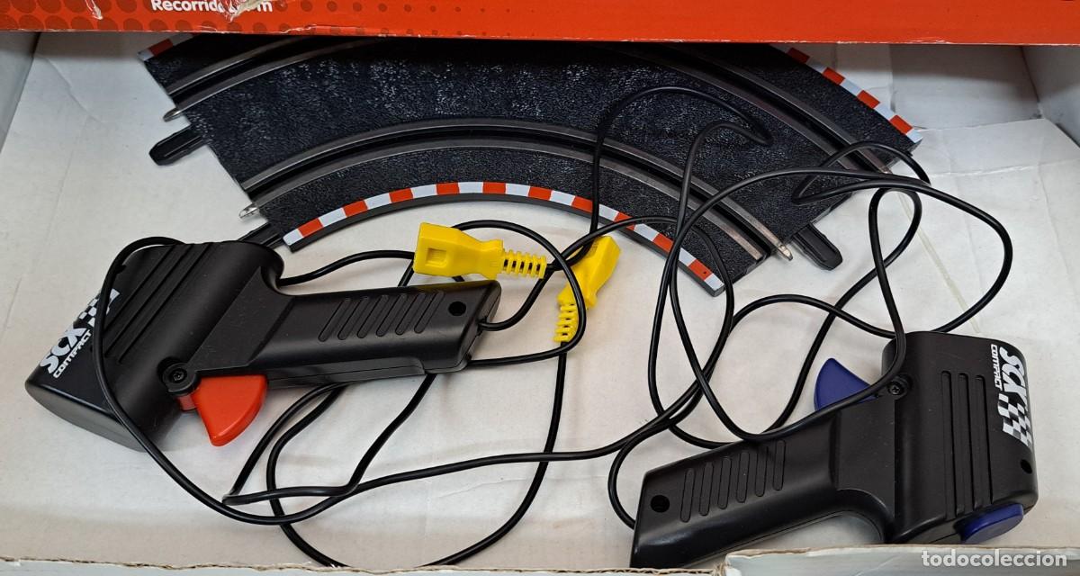 Scalextric: Caja y 2 mandos de Scalextric Compact - Foto 3