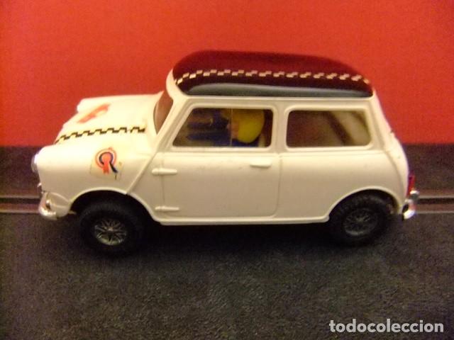 Scalextric: V SCALEXTRIC EXIN MINI COOPER BLANCO C 45 - Foto 3