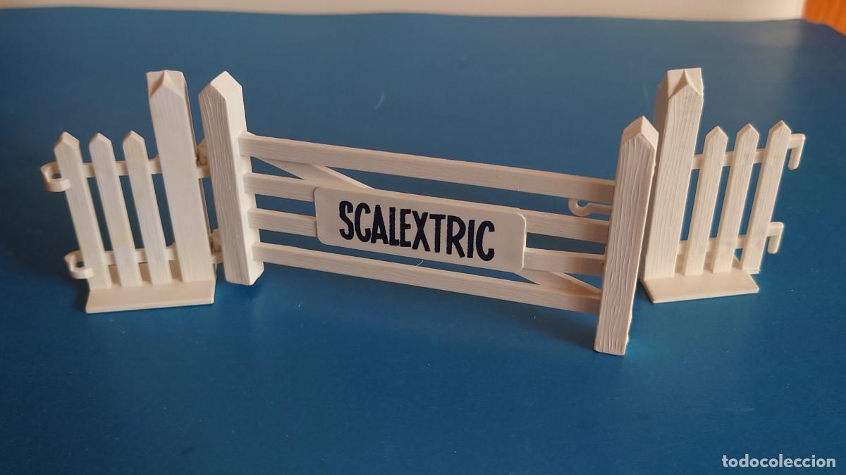 Scalextric: PUERTA ENTRADA SCALEXTRIC TRI-ANG A/226 - Foto 4