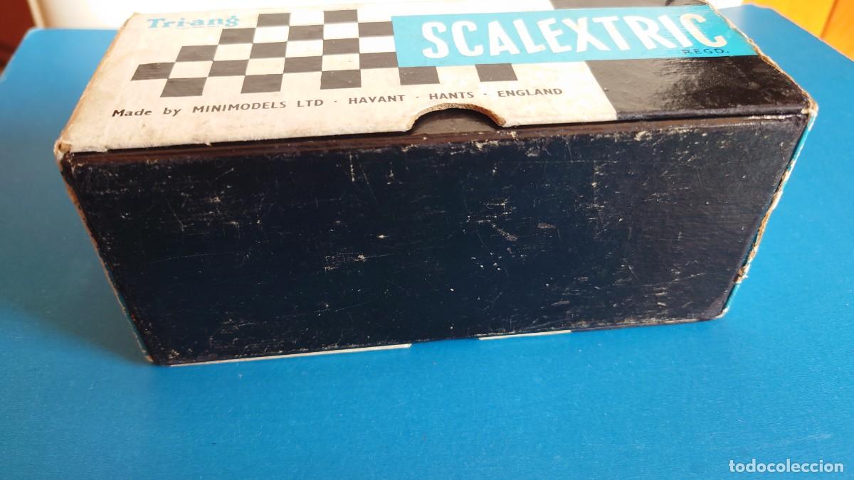 Scalextric: CAJA SCALEXTRIC ASTON MARTIN C57 - Foto 5