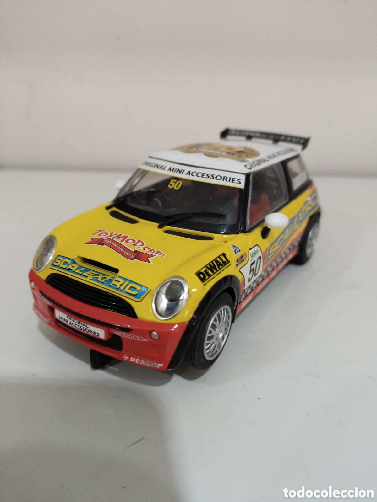Scalextric: SLOT CAR HORNBY MINI COOPER 50 A&Ntilde;OS SCALEXTRIC