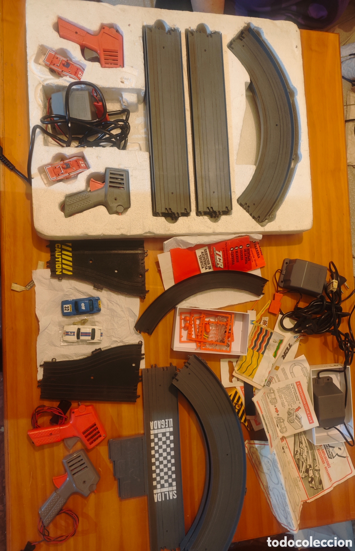 Scalextric: Circuitos Scalextric TCR. - Foto 1
