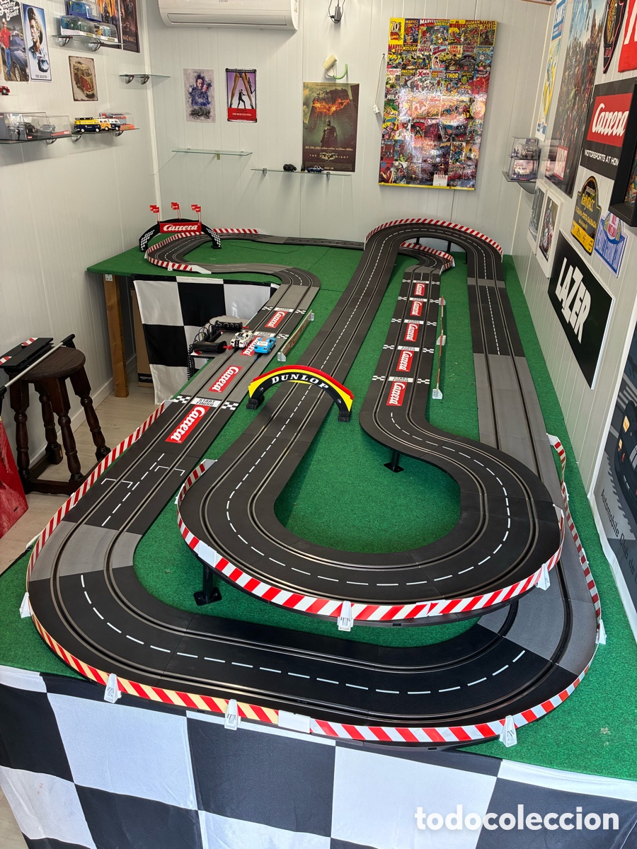 Scalextric: Circuito Carrera anal&oacute;gico 1/32 - 1/24 con dos Ford Mustang