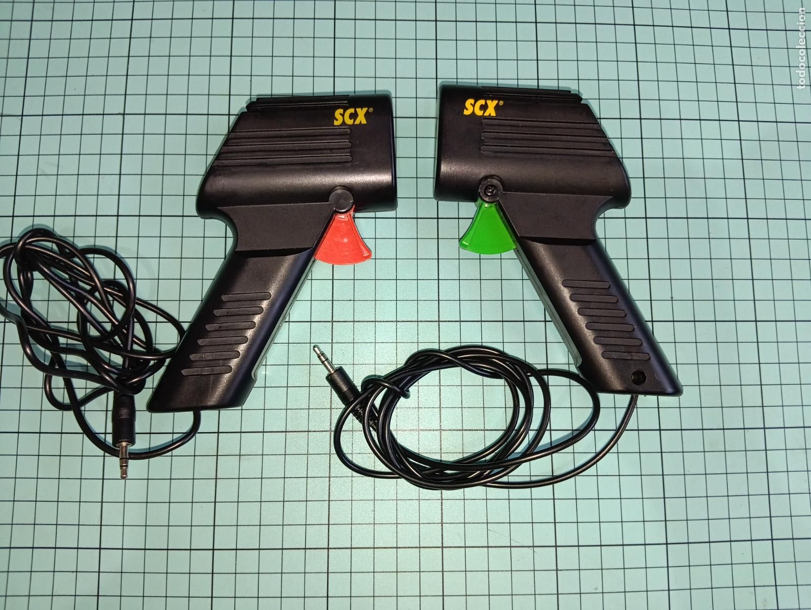Scalextric: Pareja de Mandos Anal&oacute;gicos SCX para Pista Scalextric Conector Jack