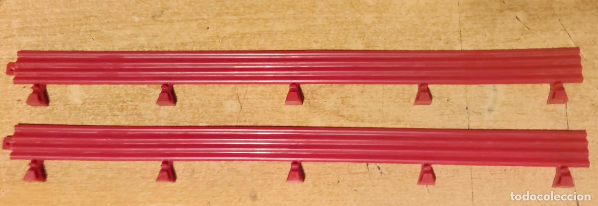 Scalextric: Vallas rojas quitamiedos Scalextric Tecnitoys - 2 unid