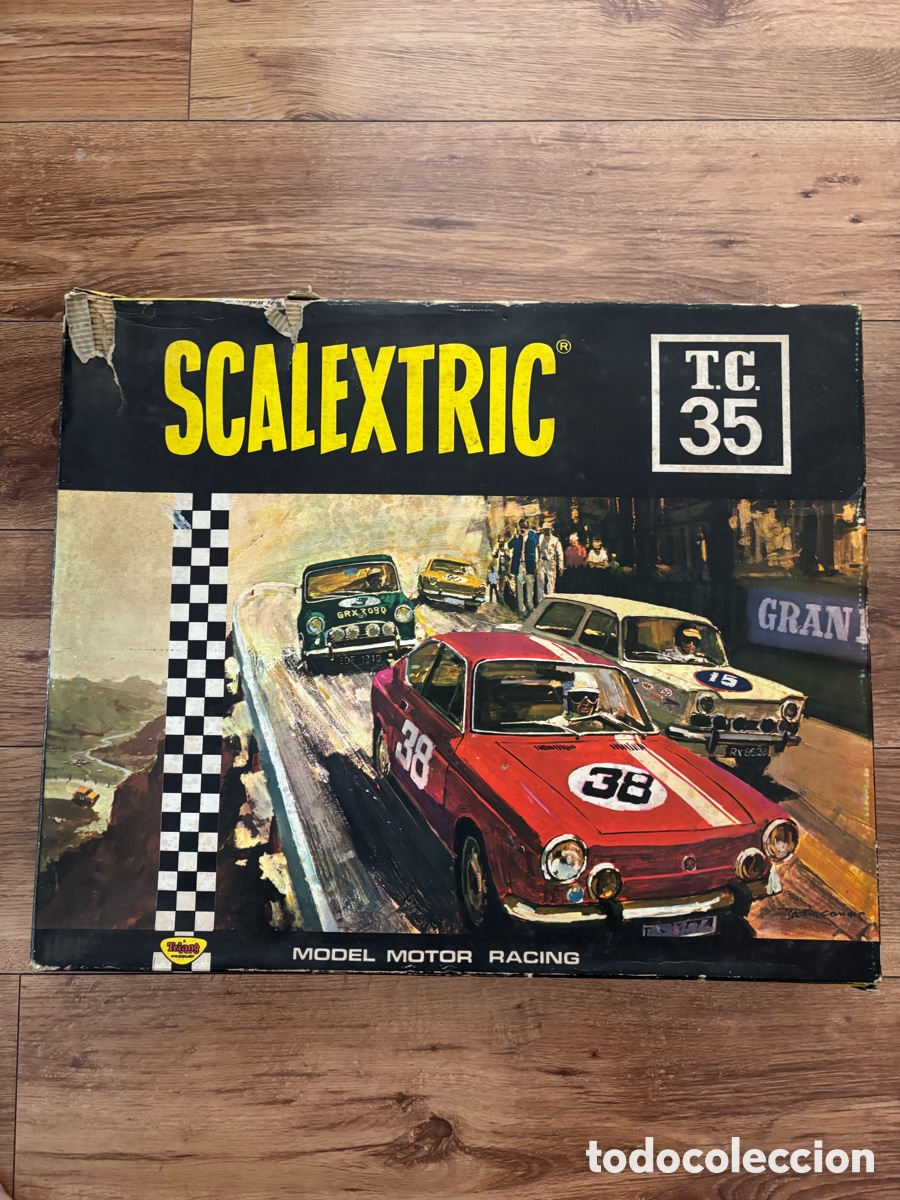 Scalextric: Equipo incompleto circuito Scalextric TC 35 con 2 seat 850 coupe Abarth. A&ntilde;os 60