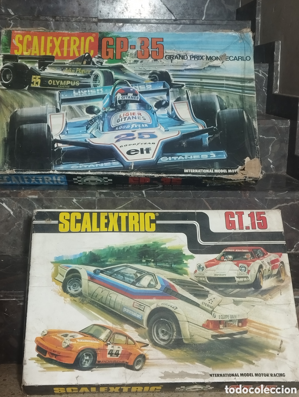 Scalextric: 2 cajas Scalextric vac&iacute;as GP-35,gT-15