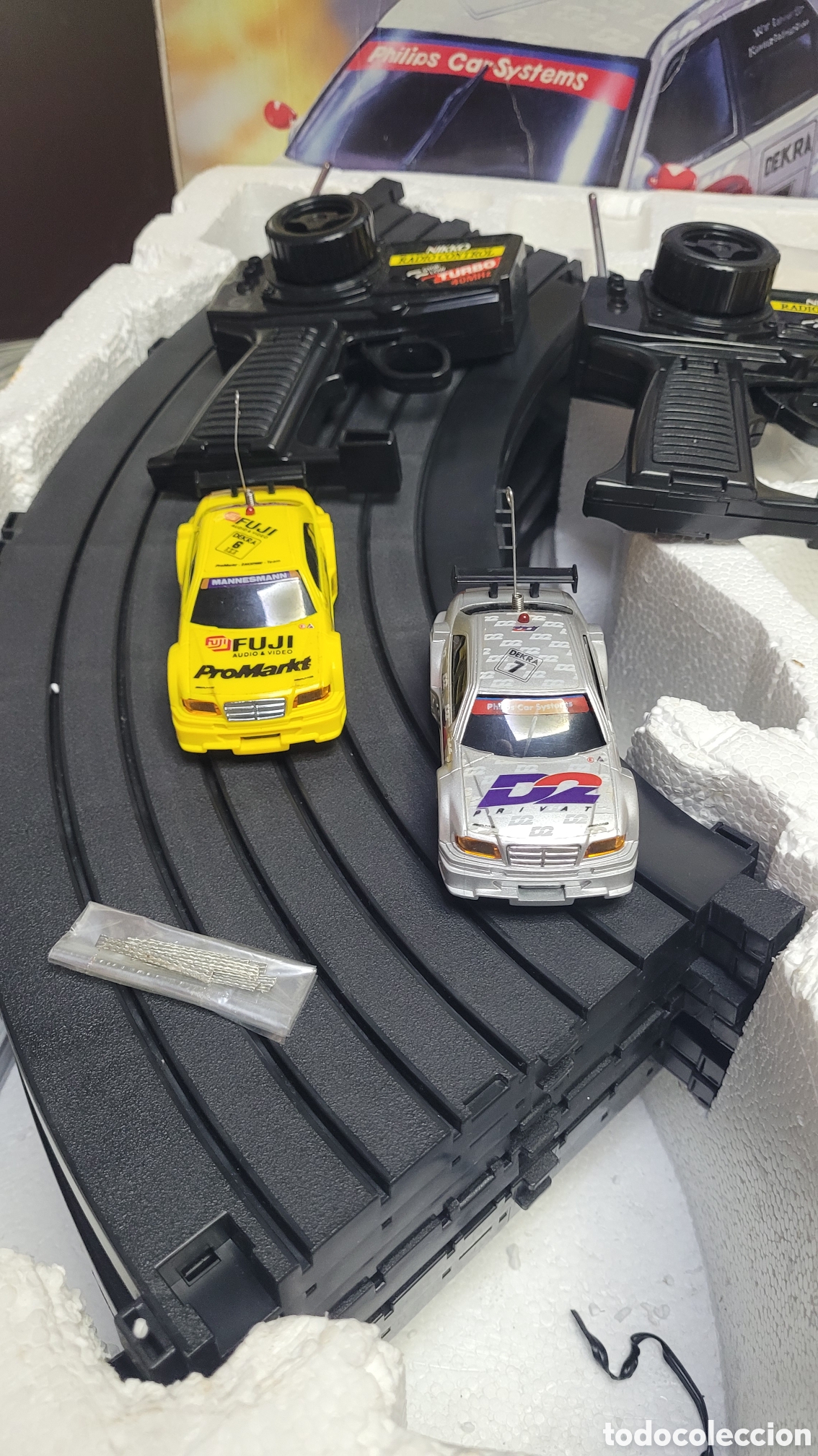 Scalextric: Nikko radiocontrol Racing
