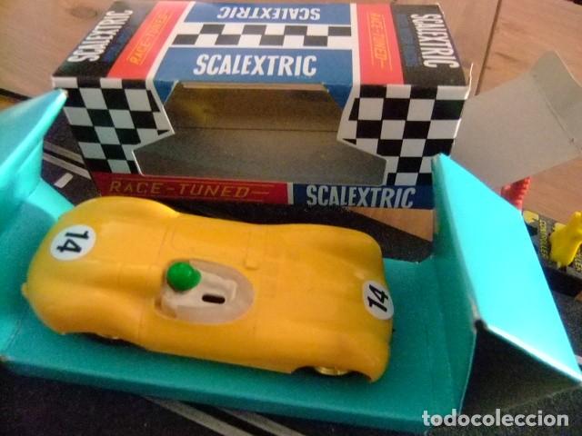 Scalextric: V SCALEXTRIC Triang JAGUAR D Type Ref C 60 amarillo con caja - Foto 8