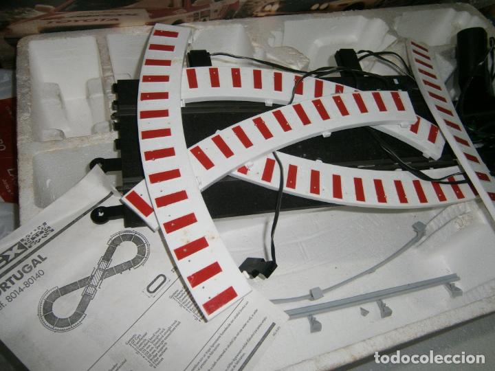 Scalextric: ANTIGUA CAJA CON COMPLEMENTOS SCALEXTRIC RALLY PORTUGAL - Foto 4