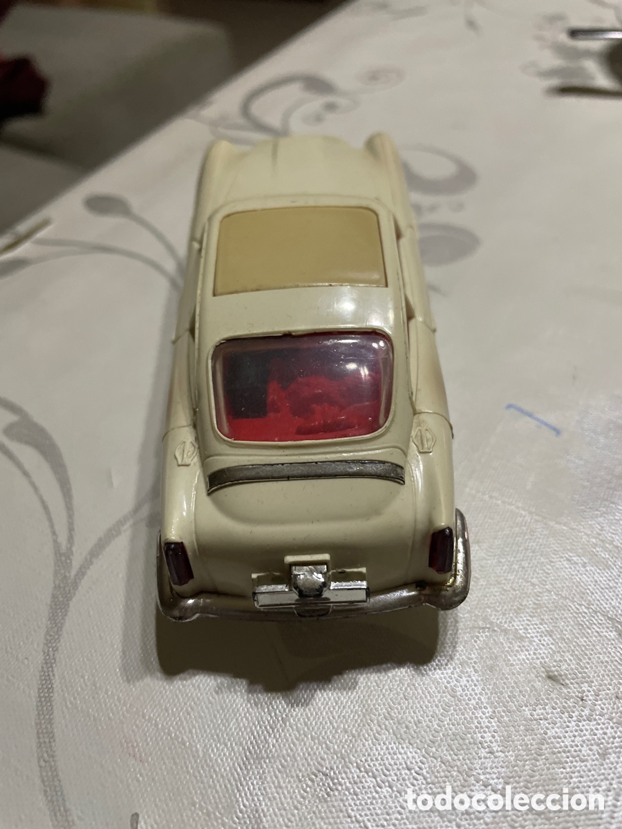 Scalextric: Aston Martin JAMES BOND de Scalextric Inglaterra - Foto 3