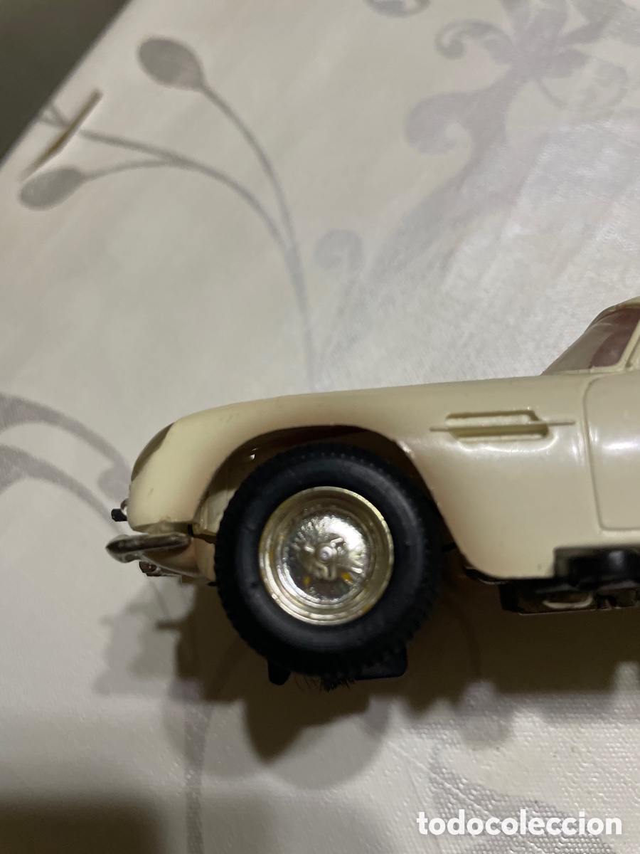 Scalextric: Aston Martin JAMES BOND de Scalextric Inglaterra - Foto 9